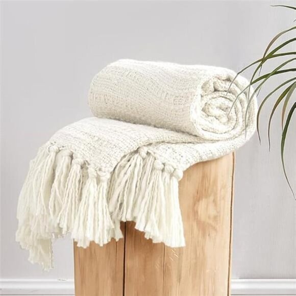 Cozy Chunky Cream Knit Throw Blanket with Textured Basket Weave Pattern Fringe - Picture 1 of 8